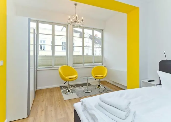 Villa Livia 01 *