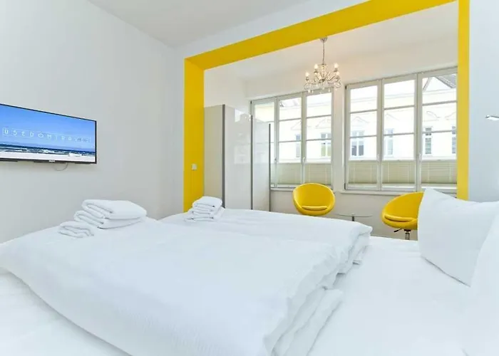 Villa Livia 01 *